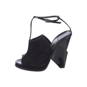 ❤️Jimmy Choo Suede Heels❤️